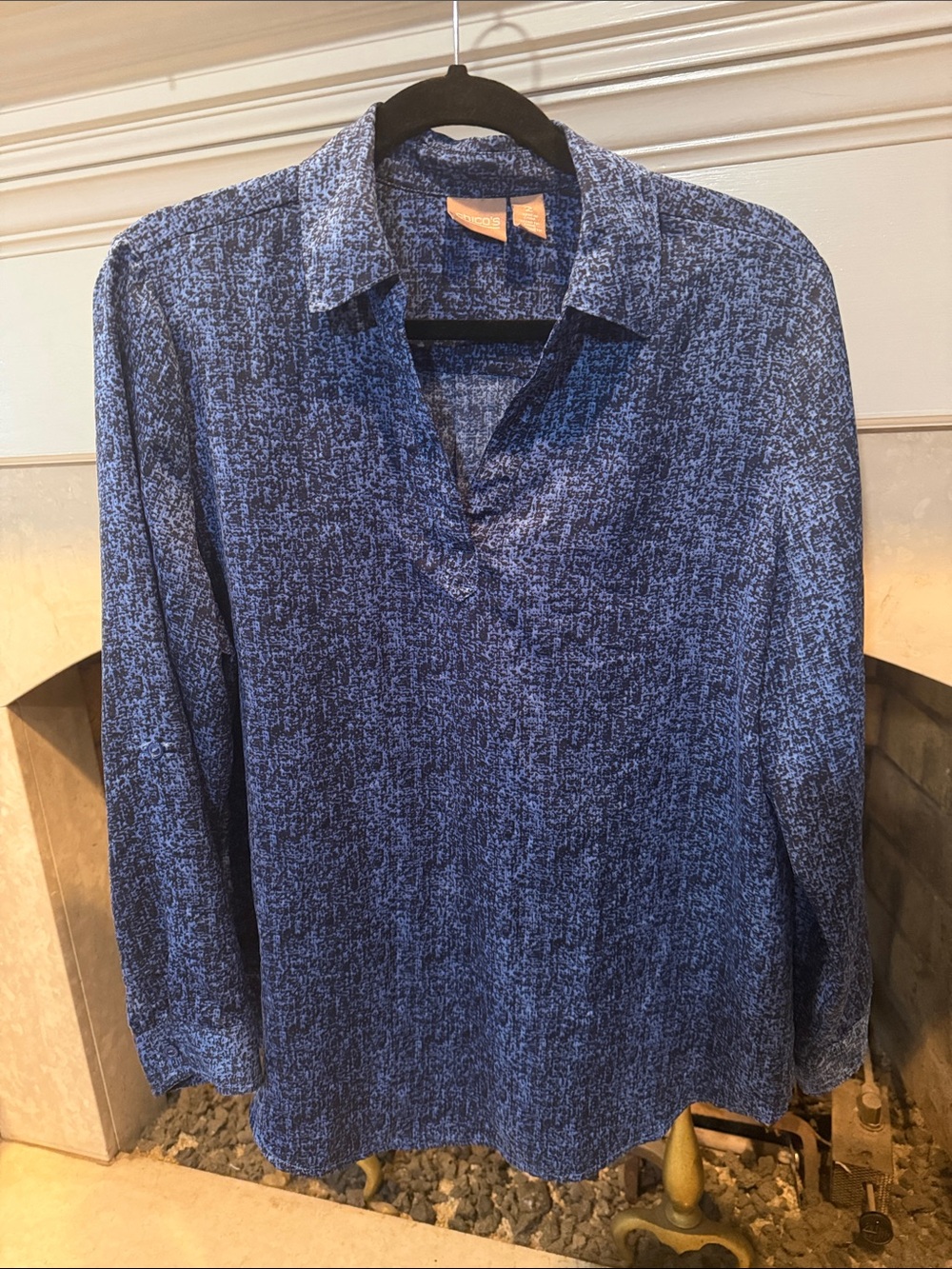 Chico's Blue Textured Casual Pull Over Shirt size medium